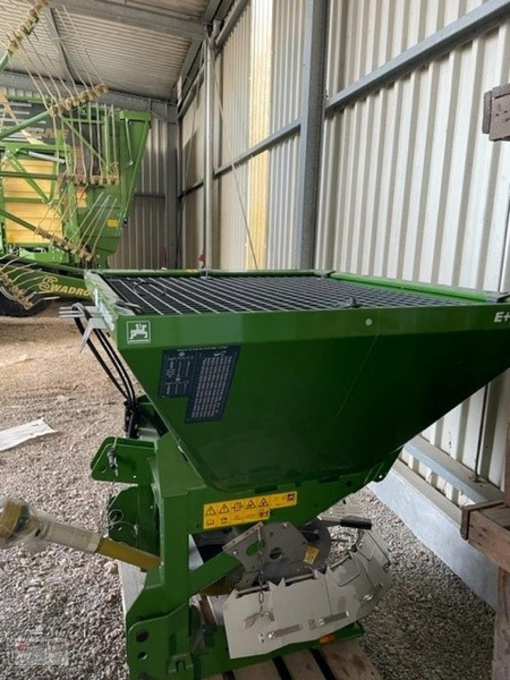 Amazone E+S 751 - GRÜN- WINTERDIENST - Sand/ Salt spreader: picture 2 Amazone E+S 751 - GRÜN- WINTERDIENST - Sand/ Salt spreader: picture 2