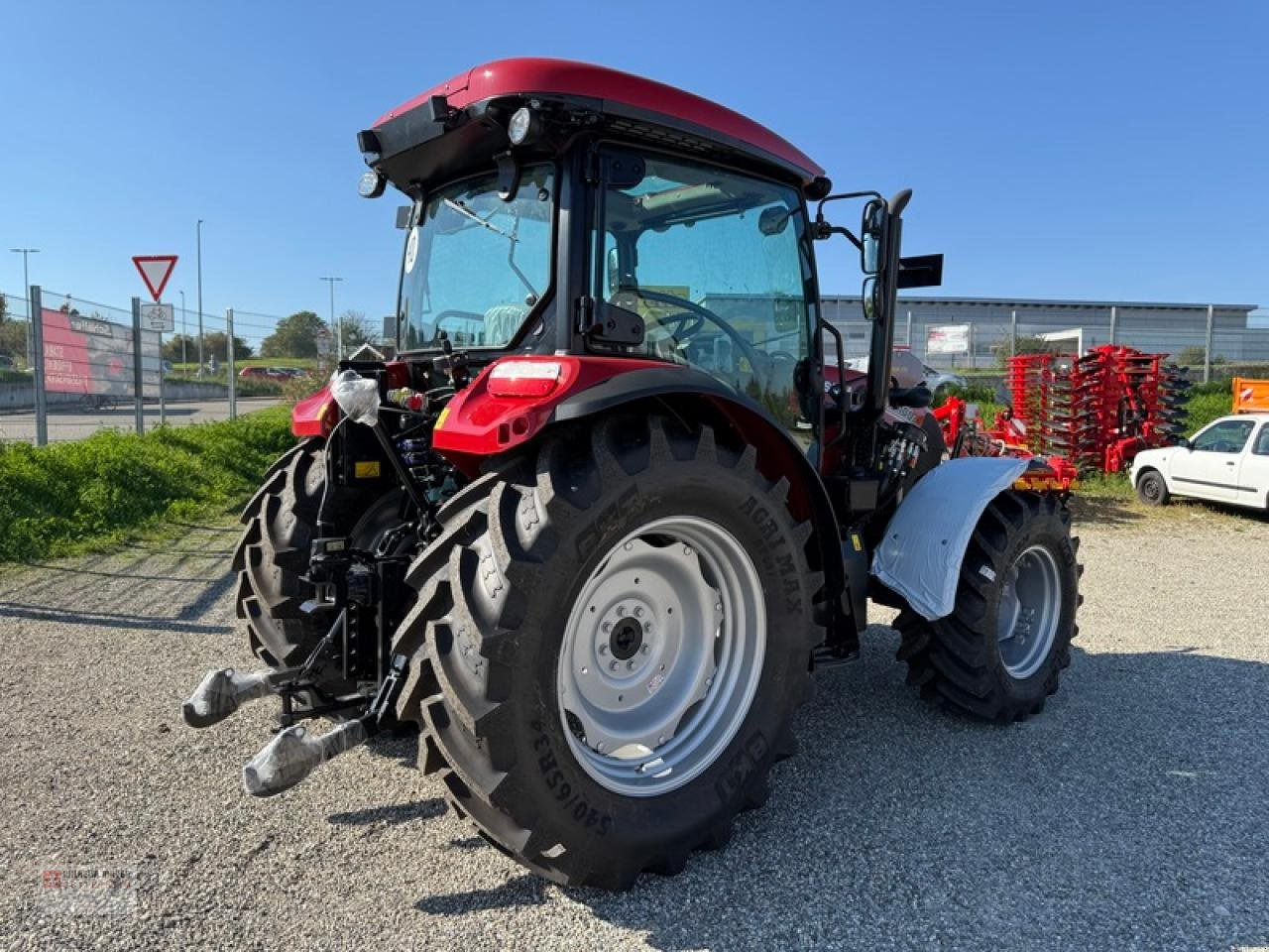 Case IH FARMALLC 100 ACTIVE DRIVE - Farm tractor: picture 4 Case IH FARMALLC 100 ACTIVE DRIVE - Farm tractor: picture 4