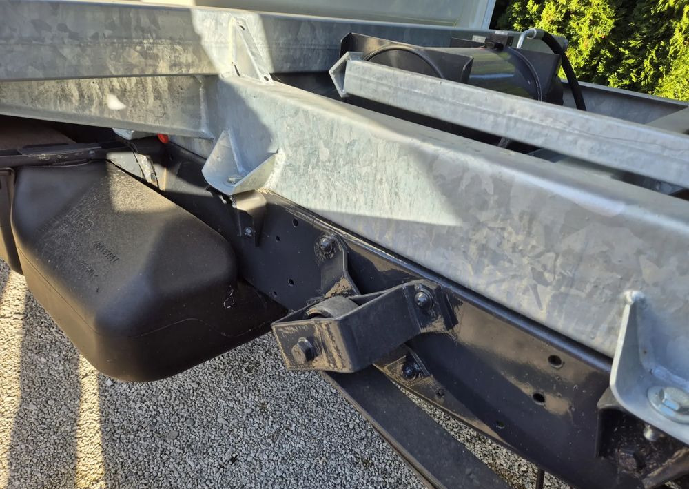 Iveco 35c17 3.0 Brygadówka - Tipper van: picture 5 Iveco 35c17 3.0 Brygadówka - Tipper van: picture 5