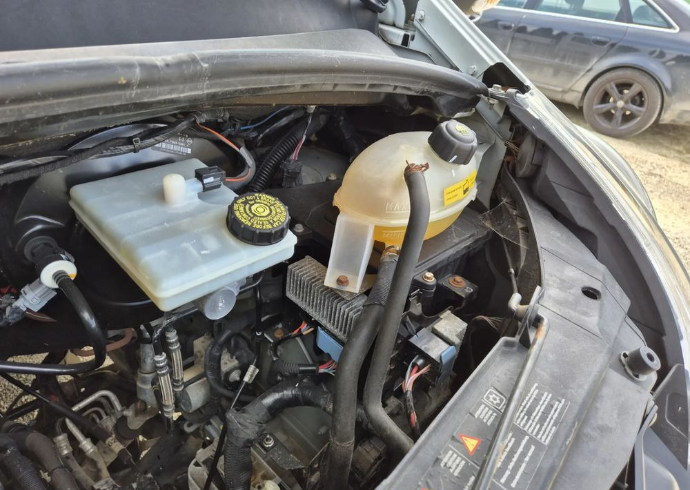 Combi van Opel Movano 2.3 165KM, Brygadówka maxi: picture 18 Combi van Opel Movano 2.3 165KM, Brygadówka maxi: picture 18