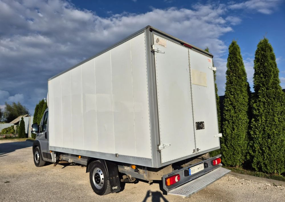 Peugeot Boxer 3.0 180KM - Closed box van: picture 3 Peugeot Boxer 3.0 180KM - Closed box van: picture 3