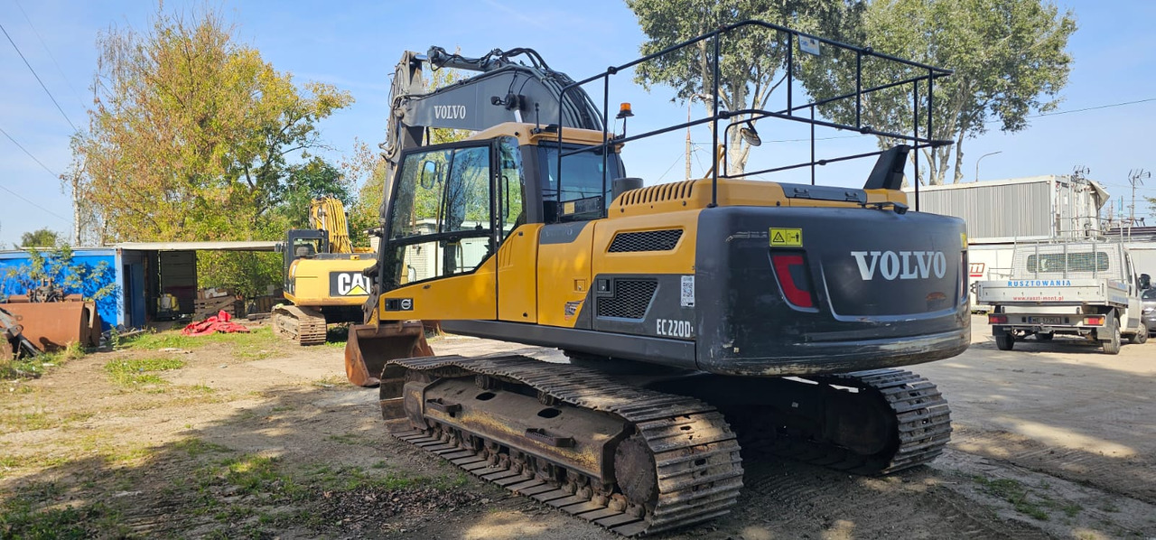 VOLVO EC220DL - Crawler excavator: picture 1 VOLVO EC220DL - Crawler excavator: picture 1