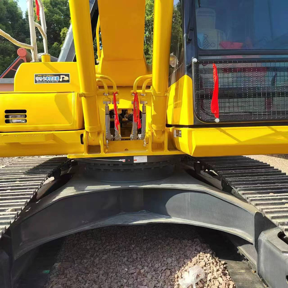 KOMATSU pc200-8N1  used japan brand crawler excavator - Crawler excavator: picture 4 KOMATSU pc200-8N1  used japan brand crawler excavator - Crawler excavator: picture 4