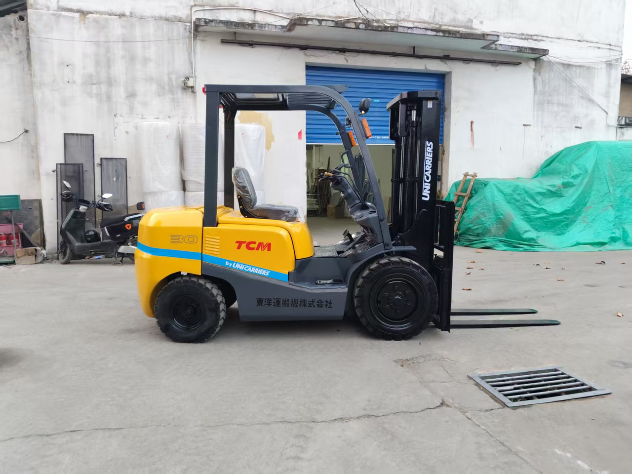 TCM FD30 Japan brand used 3 ton diesel forklift Customizable mast clamps - Diesel forklift: picture 1 TCM FD30 Japan brand used 3 ton diesel forklift Customizable mast clamps - Diesel forklift: picture 1