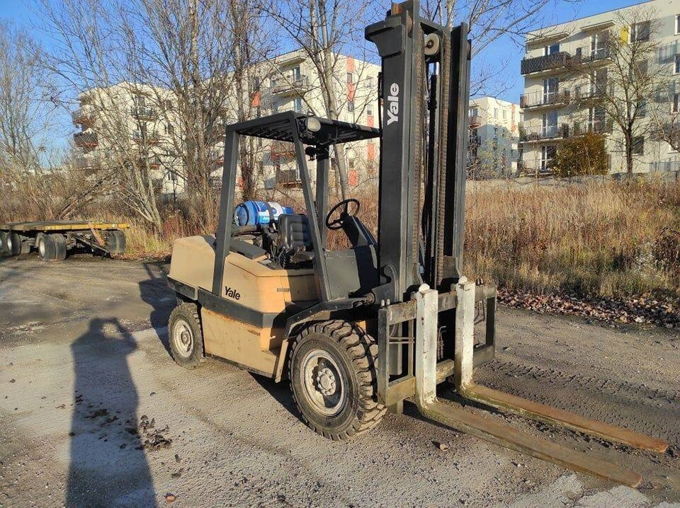 Yale GLP110MJN - Material handling equipment: picture 3 Yale GLP110MJN - Material handling equipment: picture 3