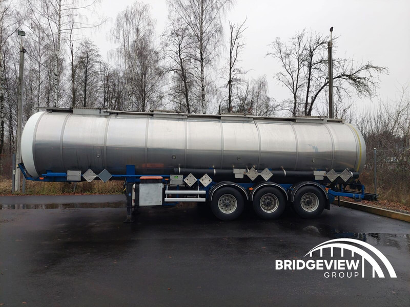 Schwarzmüller - Tank semi-trailer: picture 5 Schwarzmüller - Tank semi-trailer: picture 5