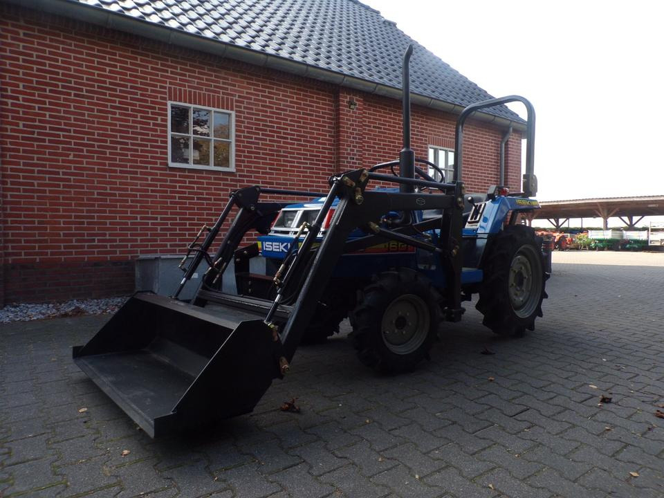 Kleintraktor Iseki TU160 mit Frontlader ab 125 € pro Monat. - Mini tractor: picture 1 Kleintraktor Iseki TU160 mit Frontlader ab 125 € pro Monat. - Mini tractor: picture 1