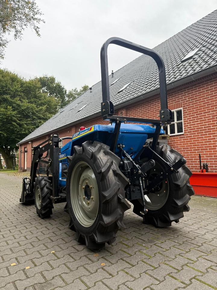 Kleintraktor Iseki TU237 mit Frontlader ab 149 € pro Monat. - Mini tractor: picture 3 Kleintraktor Iseki TU237 mit Frontlader ab 149 € pro Monat. - Mini tractor: picture 3