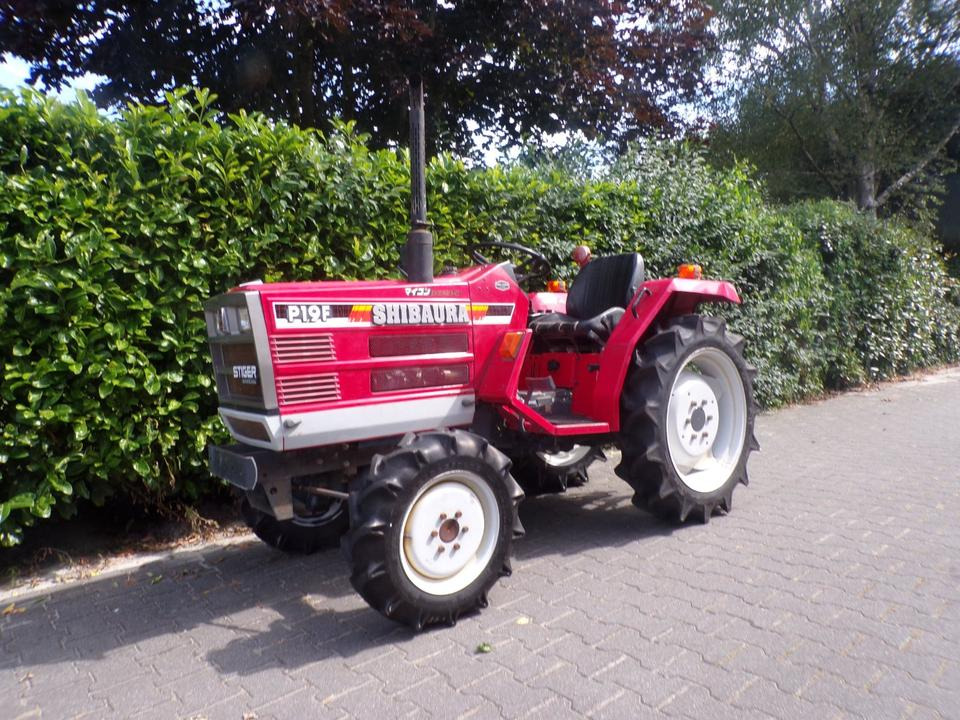 Kleintraktor Shibaura P19F - Mini tractor: picture 1 Kleintraktor Shibaura P19F - Mini tractor: picture 1
