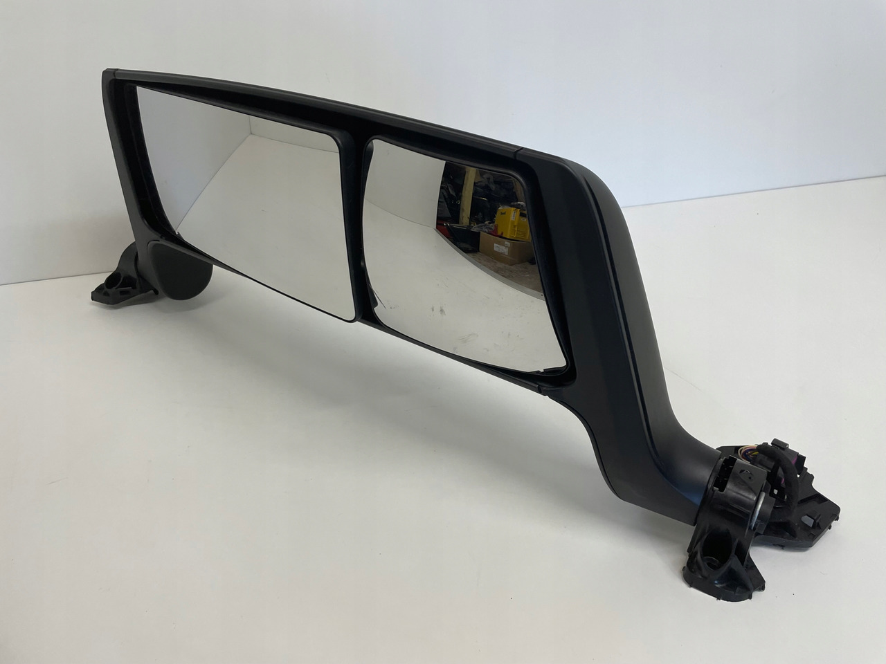 LUSTRO LUSTERKO MAN TGX TGS 3 TG3 ELEKTRYCZNE - Rear view mirror for Truck: picture 1 LUSTRO LUSTERKO MAN TGX TGS 3 TG3 ELEKTRYCZNE - Rear view mirror for Truck: picture 1