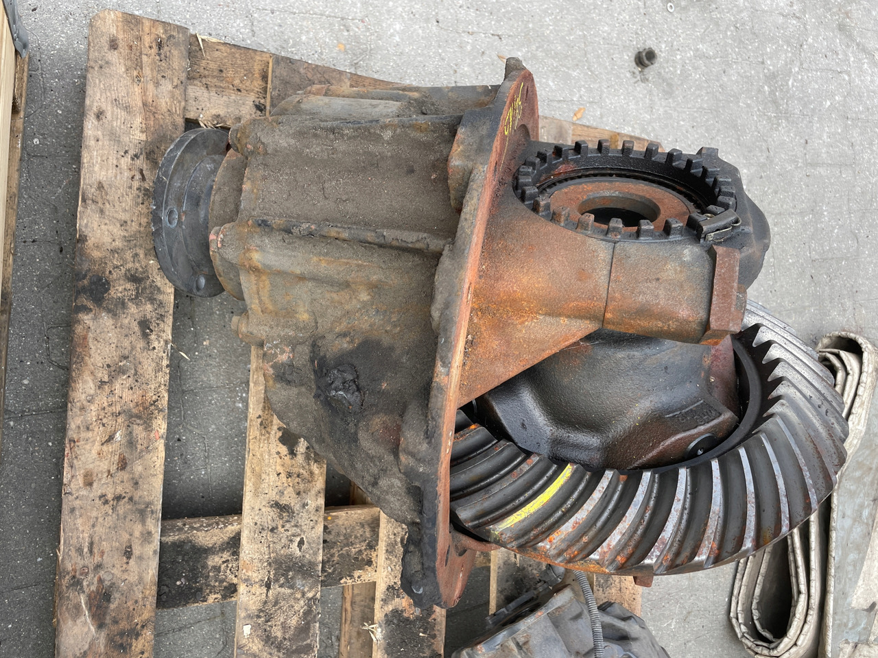 MAN TGX TGS TGA WKŁAD DYFERENCJAŁ MOSTU DYFER 38:15, 81350106301 - Rear axle for Truck: picture 3 MAN TGX TGS TGA WKŁAD DYFERENCJAŁ MOSTU DYFER 38:15, 81350106301 - Rear axle for Truck: picture 3