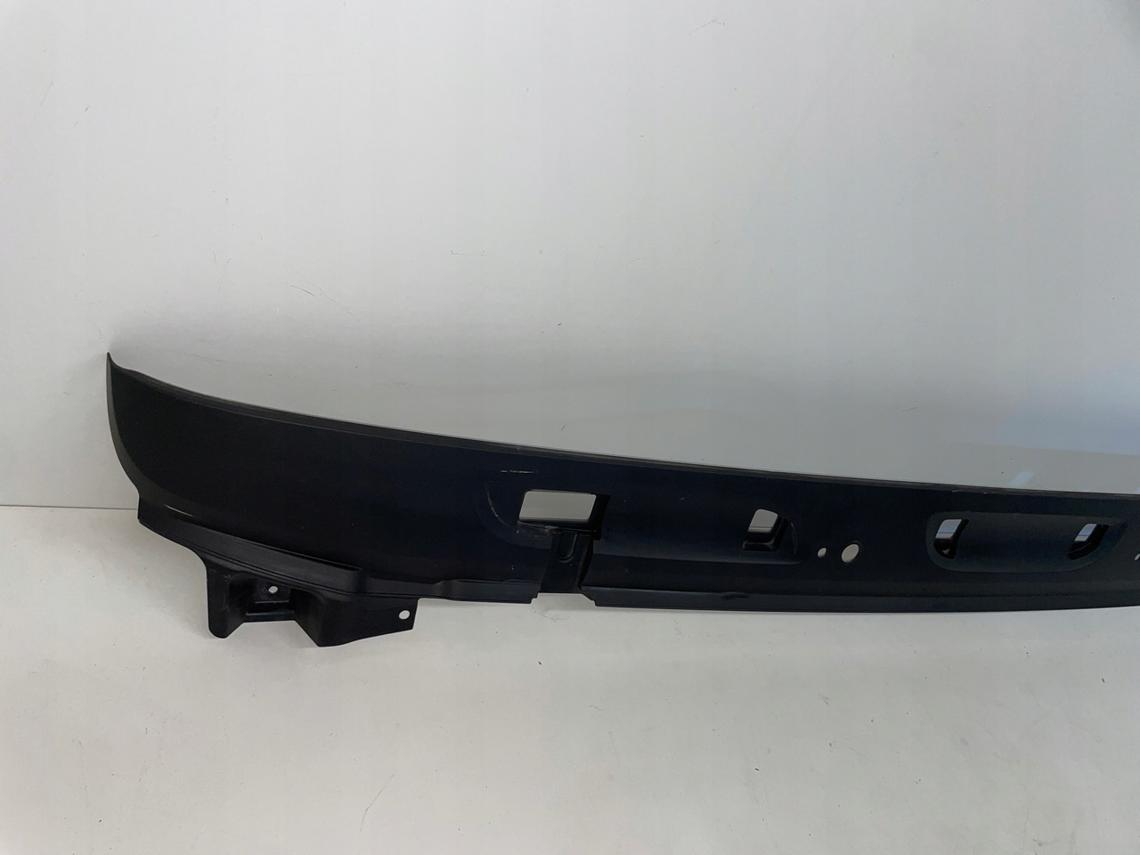 PODSZYBIE DAF MASKOWNICA OSŁONA DAF XF EURO 6 1940691 - Windscreen for Truck: picture 2 PODSZYBIE DAF MASKOWNICA OSŁONA DAF XF EURO 6 1940691 - Windscreen for Truck: picture 2