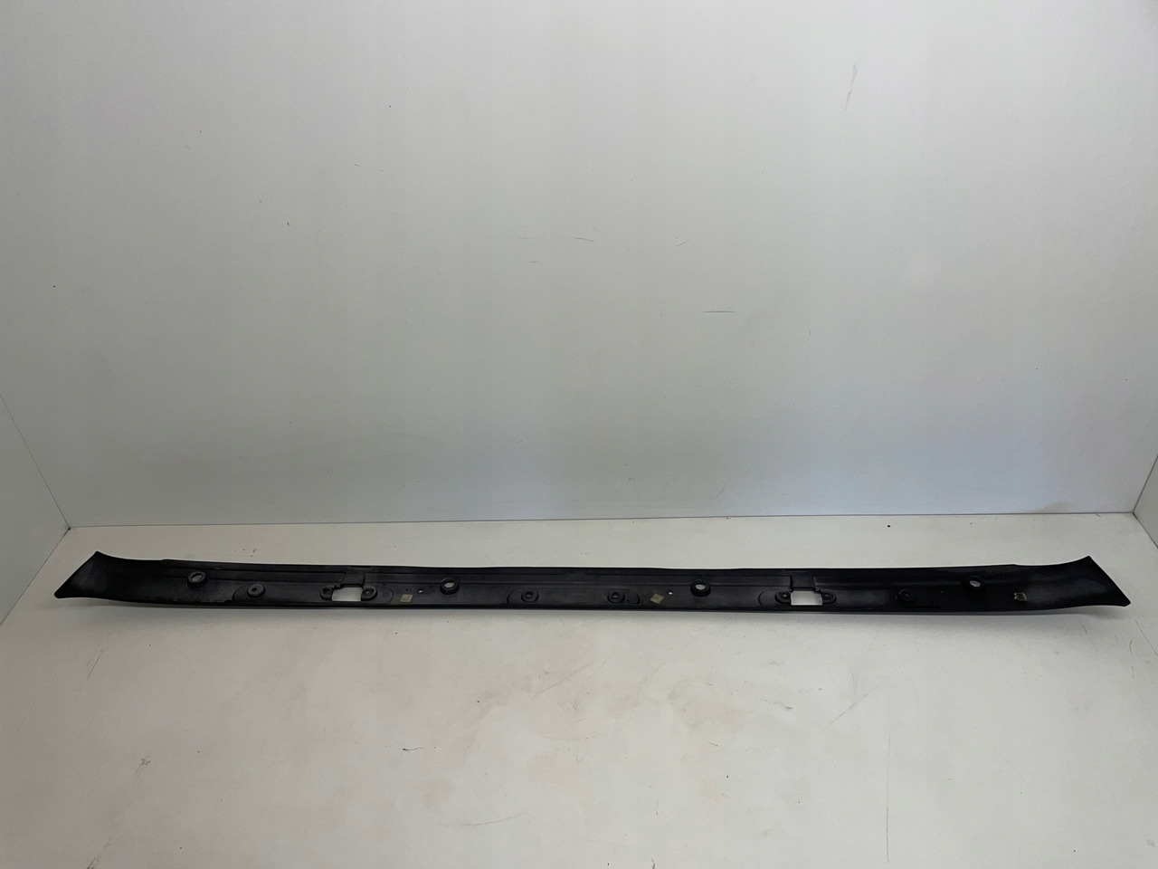 PODSZYBIE OSŁONA MASKOWNICA DAF 105 XF DAF 1665944 - Windscreen for Truck: picture 4 PODSZYBIE OSŁONA MASKOWNICA DAF 105 XF DAF 1665944 - Windscreen for Truck: picture 4