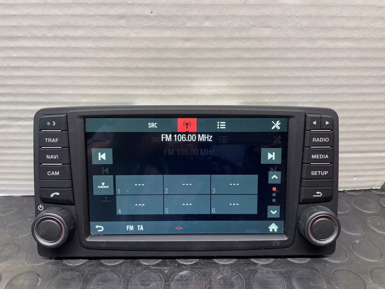 RADIO NAWIGACJA MAN TGS TGX EURO 6 81281006043 - Navigation system for Truck: picture 1 RADIO NAWIGACJA MAN TGS TGX EURO 6 81281006043 - Navigation system for Truck: picture 1
