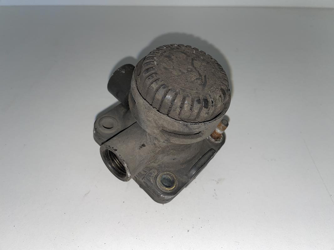 ZAWÓR NACZEPY MERCEDES ACTROS MP 4 MP4 A0044296344 - Brake valve for Truck: picture 2 ZAWÓR NACZEPY MERCEDES ACTROS MP 4 MP4 A0044296344 - Brake valve for Truck: picture 2
