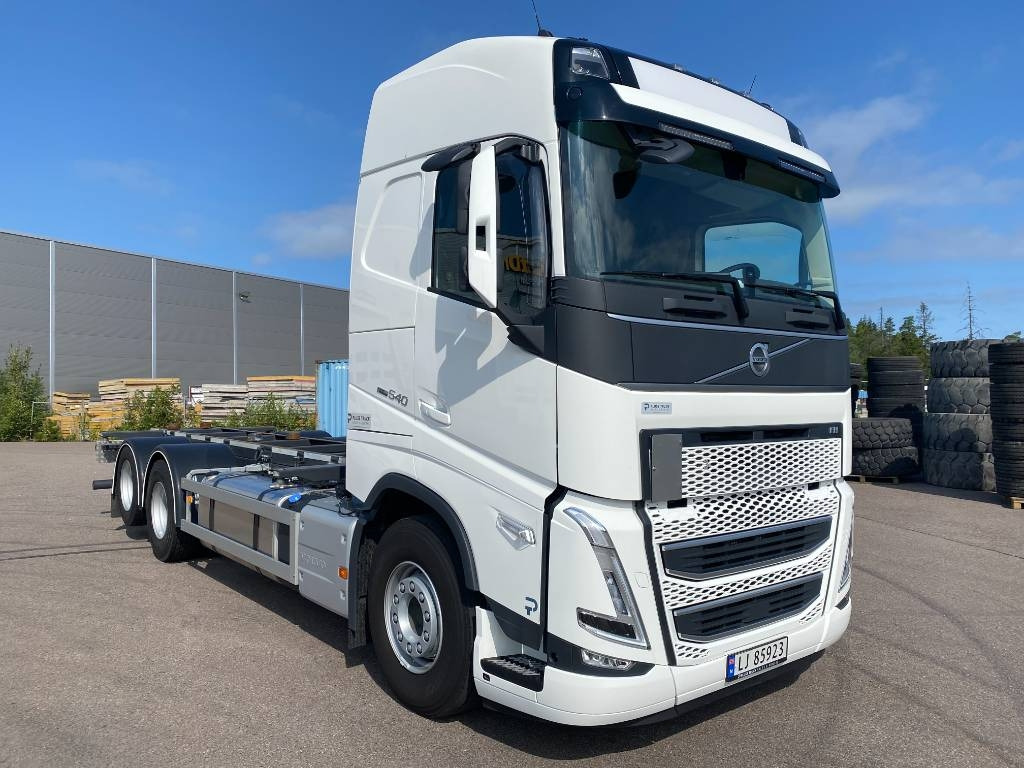 Volvo FH 540 - Container transporter/ Swap body truck: picture 1 Volvo FH 540 - Container transporter/ Swap body truck: picture 1