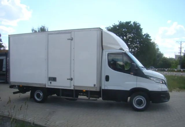 Iveco DAILY 35 S 16 3.0TDI WINDA 3.5T 4.20M - Closed box van: picture 5 Iveco DAILY 35 S 16 3.0TDI WINDA 3.5T 4.20M - Closed box van: picture 5