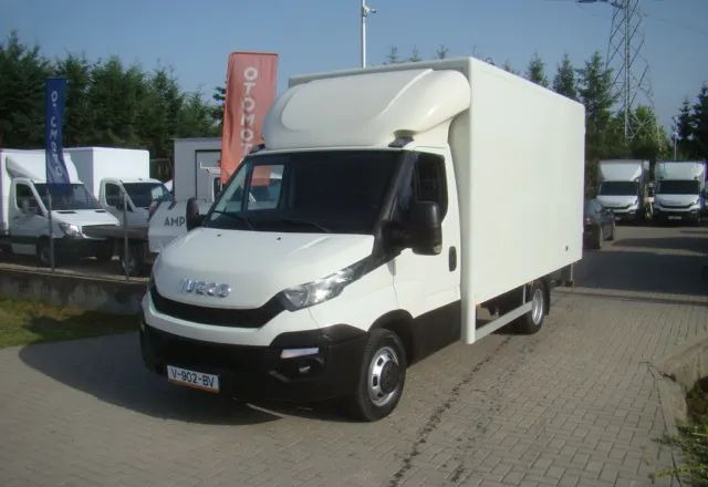 Iveco DAILY 40 C 15 3.0TDI 3.5T DMC WINDA 1000KG1000KG - Closed box van: picture 1 Iveco DAILY 40 C 15 3.0TDI 3.5T DMC WINDA 1000KG1000KG - Closed box van: picture 1