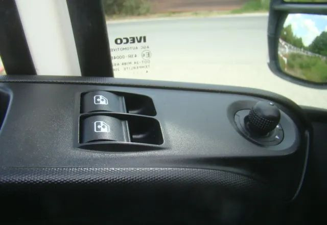 Iveco DAILY 40 C 17 3.0TDI CLIXSTAR PRAWOJAZDY E DO B 3400KGŁADOWNOŚCI leasing Iveco DAILY 40 C 17 3.0TDI CLIXSTAR PRAWOJAZDY E DO B 3400KGŁADOWNOŚCI: picture 15 Iveco DAILY 40 C 17 3.0TDI CLIXSTAR PRAWOJAZDY E DO B 3400KGŁADOWNOŚCI leasing Iveco DAILY 40 C 17 3.0TDI CLIXSTAR PRAWOJAZDY E DO B 3400KGŁADOWNOŚCI: picture 15