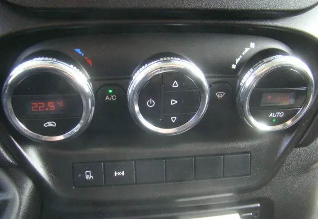 Iveco DAILY 40 C 17 3.0TDI CLIXSTAR PRAWOJAZDY E DO B 3400KGŁADOWNOŚCI leasing Iveco DAILY 40 C 17 3.0TDI CLIXSTAR PRAWOJAZDY E DO B 3400KGŁADOWNOŚCI: picture 20 Iveco DAILY 40 C 17 3.0TDI CLIXSTAR PRAWOJAZDY E DO B 3400KGŁADOWNOŚCI leasing Iveco DAILY 40 C 17 3.0TDI CLIXSTAR PRAWOJAZDY E DO B 3400KGŁADOWNOŚCI: picture 20