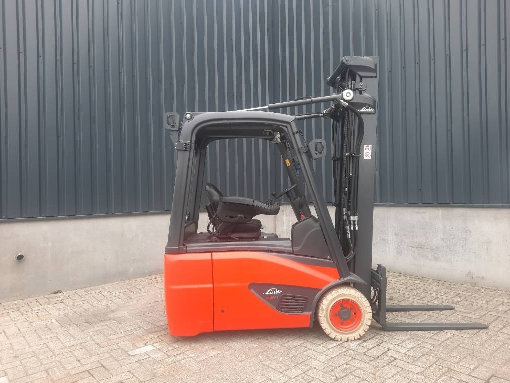 Linde E16-02 - Electric forklift: picture 3 Linde E16-02 - Electric forklift: picture 3