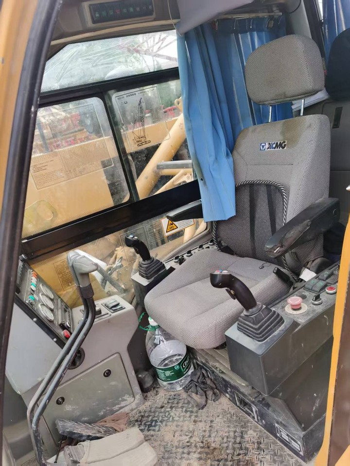 XCMG 55 TON XGC55 With Free-Fall system crane - Crawler crane: picture 4 XCMG 55 TON XGC55 With Free-Fall system crane - Crawler crane: picture 4