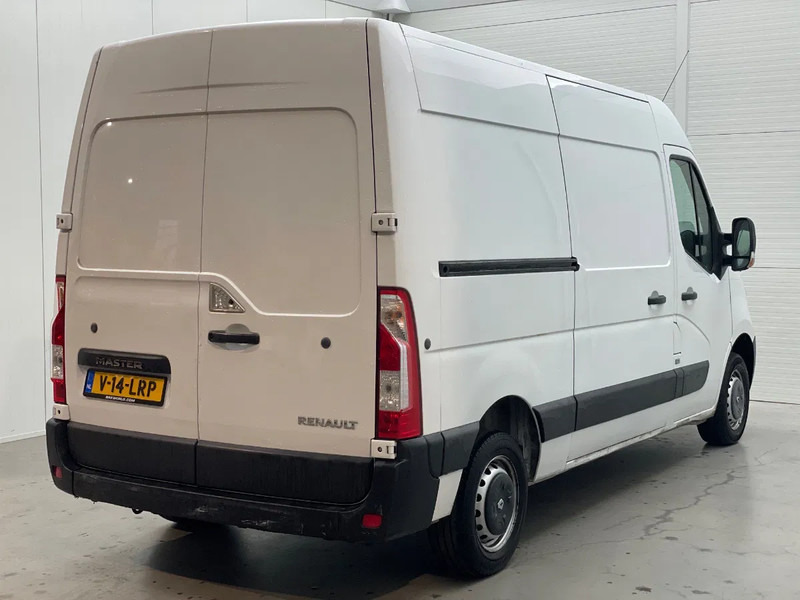 Renault Master T33 2.3 dCi L2H2 - Small van, Combi van: picture 4 Renault Master T33 2.3 dCi L2H2 - Small van, Combi van: picture 4
