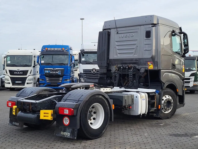 Iveco S-WAY 480 Automatic Retarder Clima Cruise LED PTO Navi Euro6 - Tractor unit: picture 5 Iveco S-WAY 480 Automatic Retarder Clima Cruise LED PTO Navi Euro6 - Tractor unit: picture 5