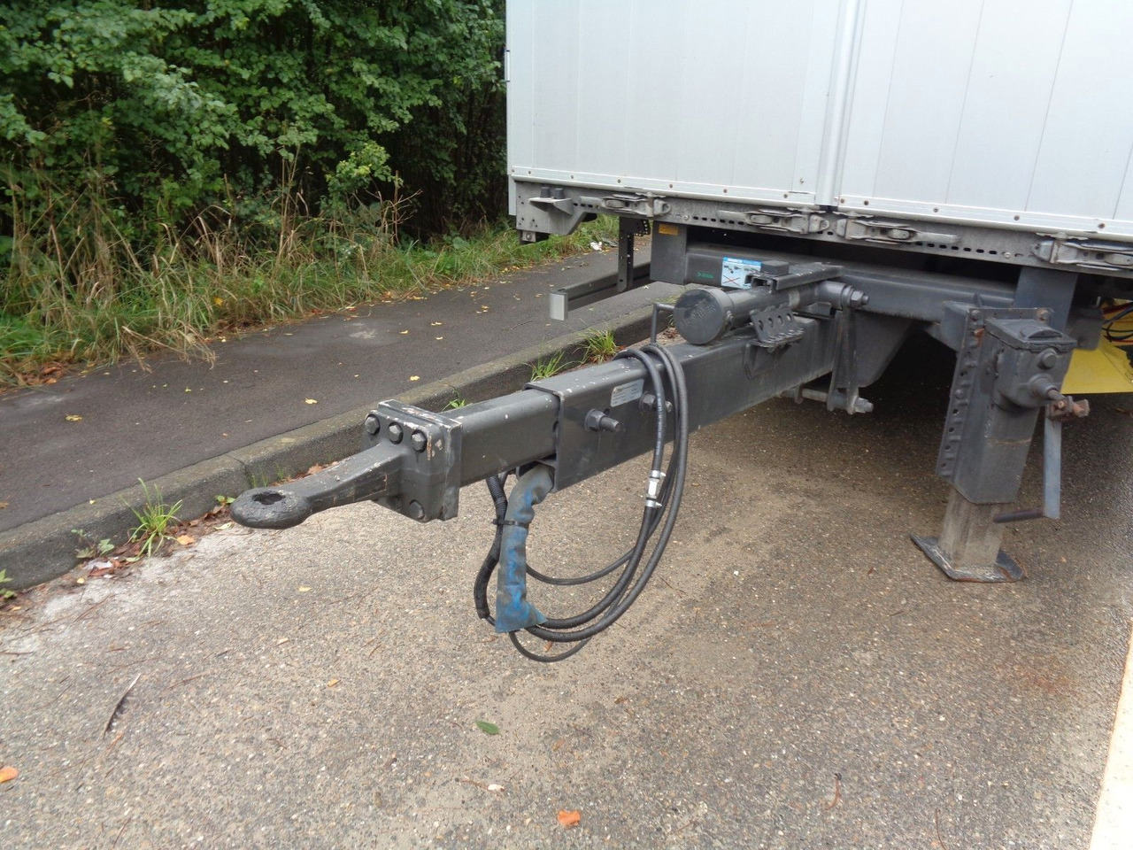 Fliegl TKF118 - Curtainsider trailer: picture 3 Fliegl TKF118 - Curtainsider trailer: picture 3