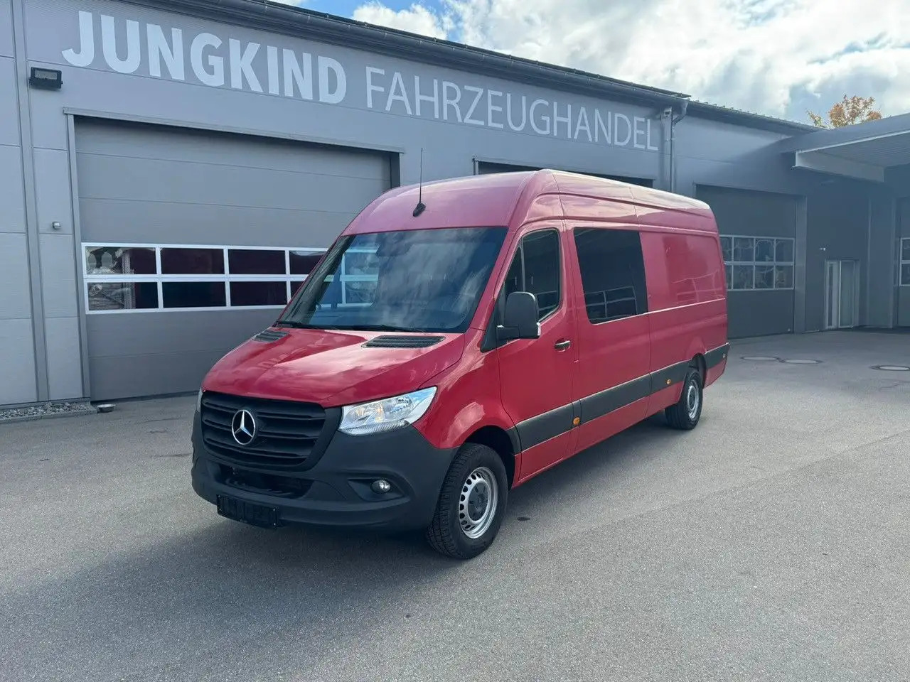 Mercedes-Benz Sprinter 317 CDI Maxi Lang Mixto AHK 3,5t MBUX - Panel van: picture 1 Mercedes-Benz Sprinter 317 CDI Maxi Lang Mixto AHK 3,5t MBUX - Panel van: picture 1