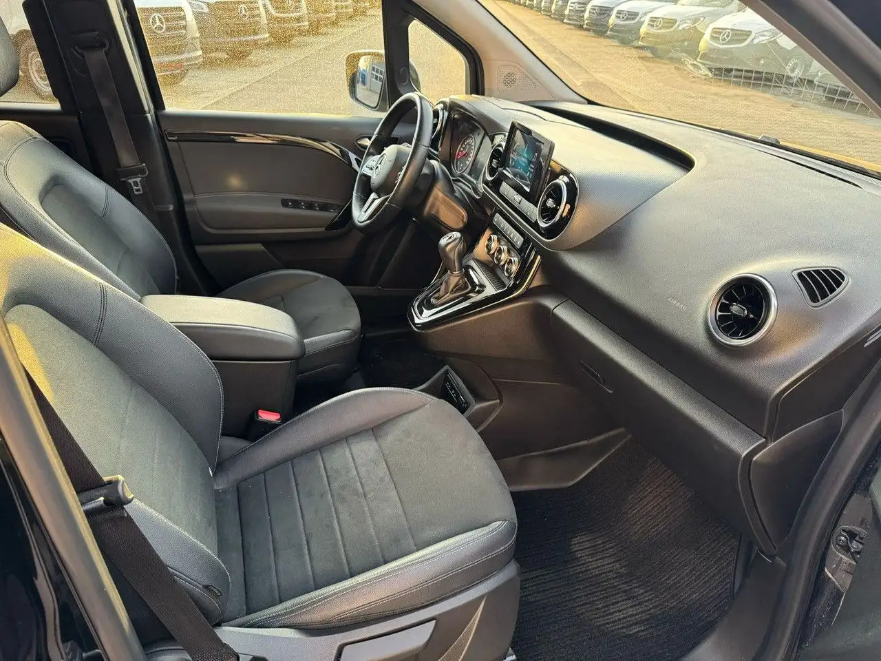 Mercedes-Benz T-Klasse T -Klasse 160 d standard - Car: picture 2 Mercedes-Benz T-Klasse T -Klasse 160 d standard - Car: picture 2