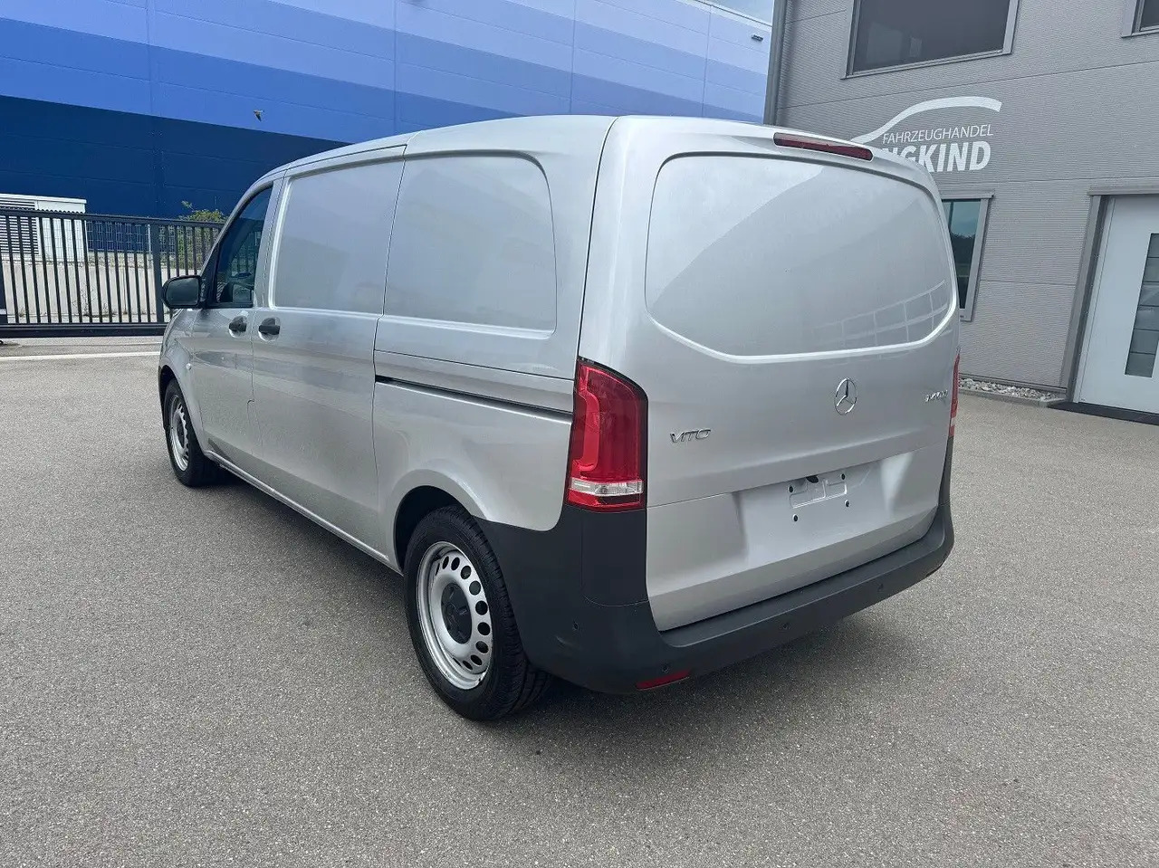 Mercedes-Benz Vito 114 CDI Kompakt Silber Klima Bott - Panel van: picture 5 Mercedes-Benz Vito 114 CDI Kompakt Silber Klima Bott - Panel van: picture 5