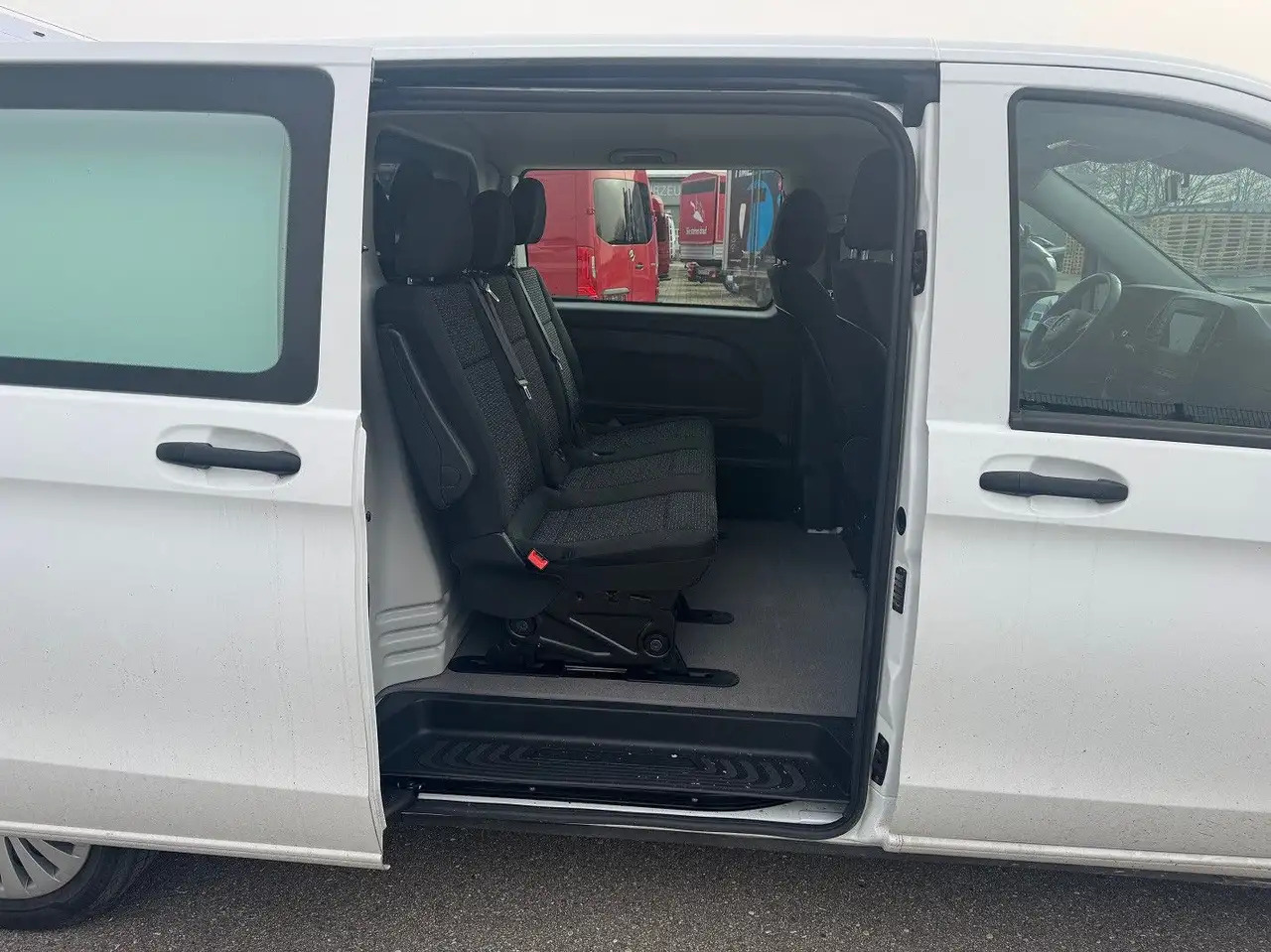 Panel van Mercedes-Benz Vito 116 CDI Lang Extralang Mixto Klima: picture 7