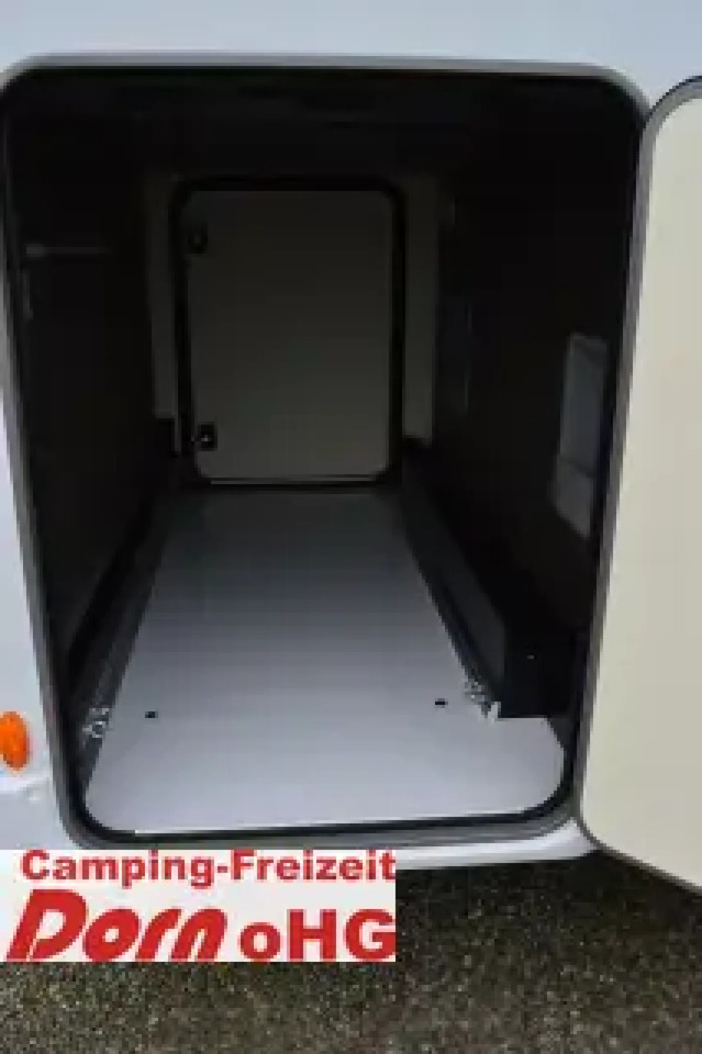 New Semi-integrated motorhome Bürstner B66 TD 690 G B 66 TD 690 Voll ausgestattet: picture 6 New Semi-integrated motorhome Bürstner B66 TD 690 G B 66 TD 690 Voll ausgestattet: picture 6