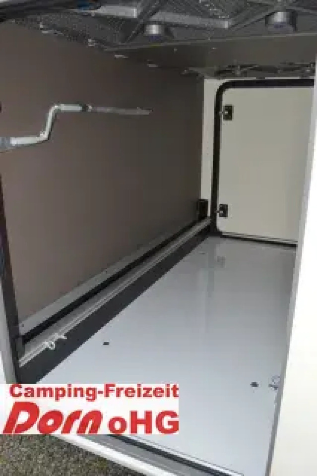 New Semi-integrated motorhome Bürstner B66 TD 690 G B 66 TD 690 Voll ausgestattet: picture 7 New Semi-integrated motorhome Bürstner B66 TD 690 G B 66 TD 690 Voll ausgestattet: picture 7