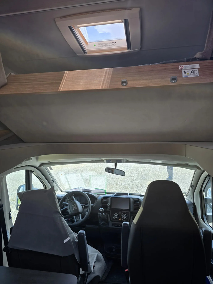 Weinsberg CaraHome 550 MG Aufbauklima., Markise, AHK - Alcove motorhome: picture 5 Weinsberg CaraHome 550 MG Aufbauklima., Markise, AHK - Alcove motorhome: picture 5