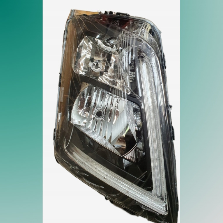 NOWY REFLEKTOR VOLVO FH4 PRAWY - Headlight for Truck: picture 1 NOWY REFLEKTOR VOLVO FH4 PRAWY - Headlight for Truck: picture 1