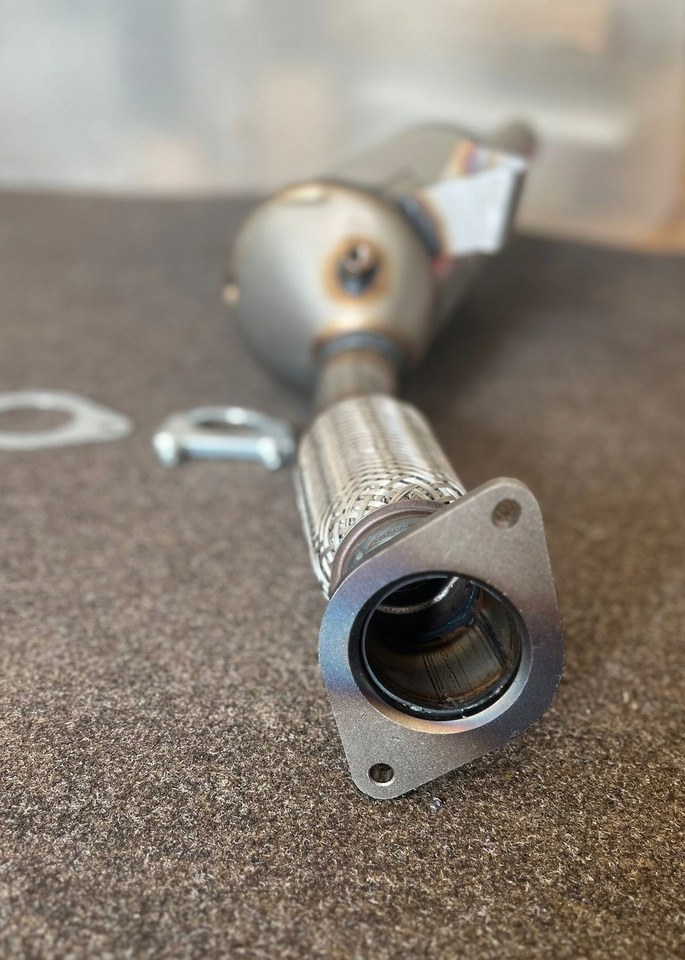 Nowy DPF Renault Trafic III (X82) - Muffler/ Exhaust system for Truck: picture 3 Nowy DPF Renault Trafic III (X82) - Muffler/ Exhaust system for Truck: picture 3