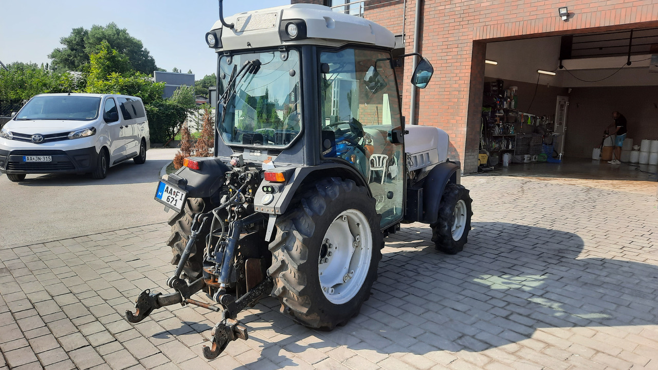 LAMBORGHINI RV90 Automatic - Agricultural machinery: picture 4 LAMBORGHINI RV90 Automatic - Agricultural machinery: picture 4