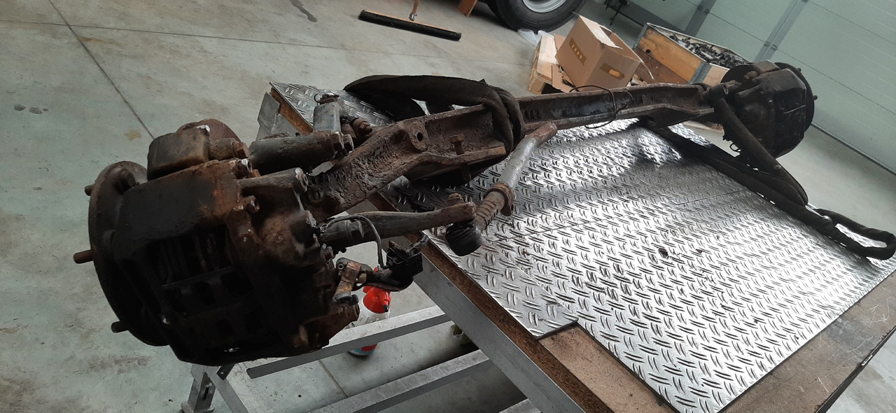 Gebrauchte DB 8.14, Vorderachse, Artikel - Nr. : 81.99999 - 9999 - Front axle for Truck: picture 3 Gebrauchte DB 8.14, Vorderachse, Artikel - Nr. : 81.99999 - 9999 - Front axle for Truck: picture 3