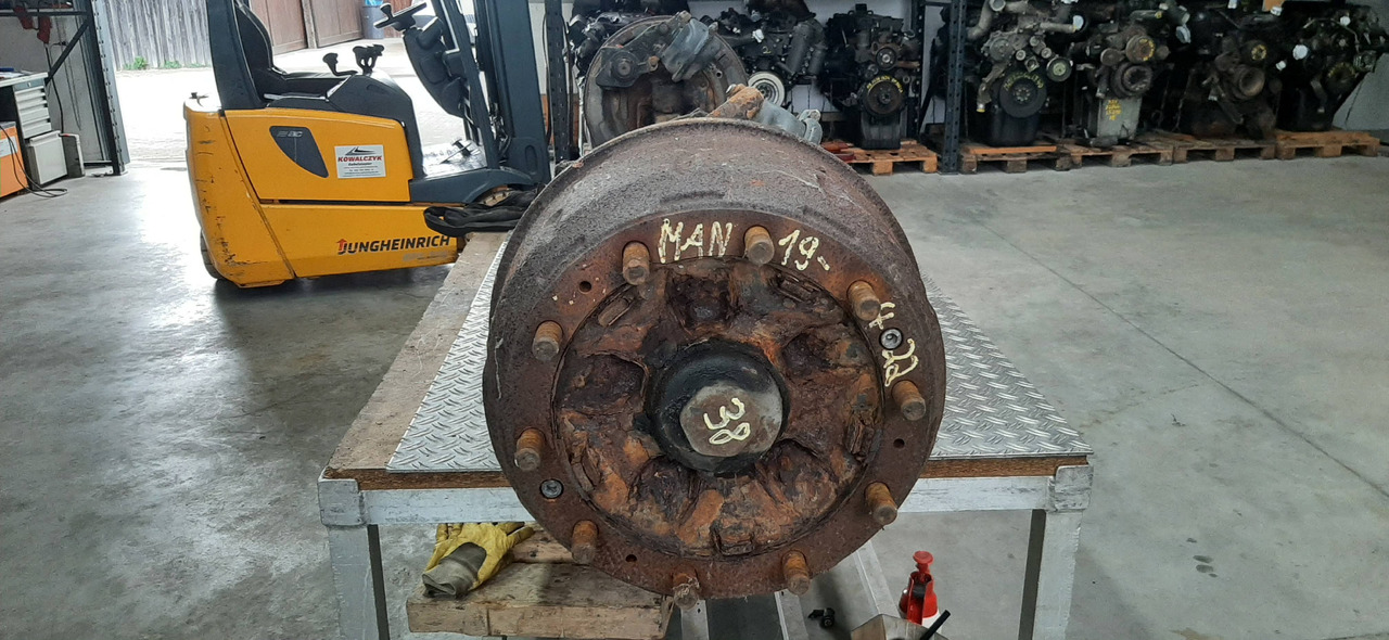 Gebrauchte MAN 19.422, F90, Vorderachse, Artikel - Nr. : 81.99999 - 9999 - Front axle for Truck: picture 2 Gebrauchte MAN 19.422, F90, Vorderachse, Artikel - Nr. : 81.99999 - 9999 - Front axle for Truck: picture 2