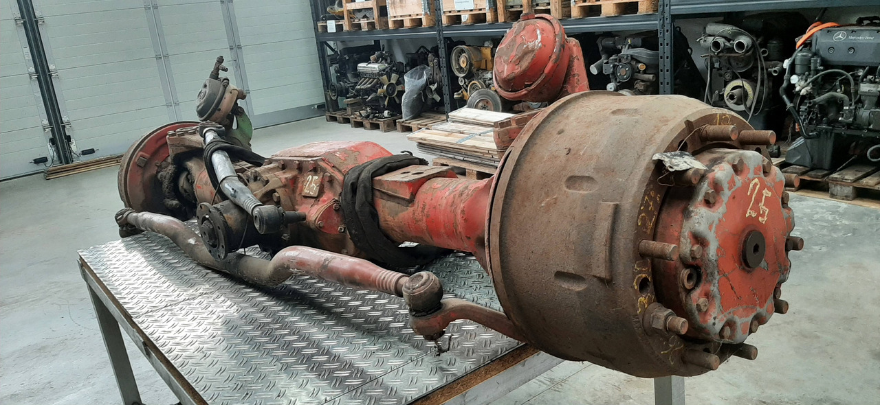 Gebrauchte MAN 26.320, Vorderachse, Allrad, Artikel - Nr. : 81.35000 - 6838 - Front axle for Truck: picture 1 Gebrauchte MAN 26.320, Vorderachse, Allrad, Artikel - Nr. : 81.35000 - 6838 - Front axle for Truck: picture 1