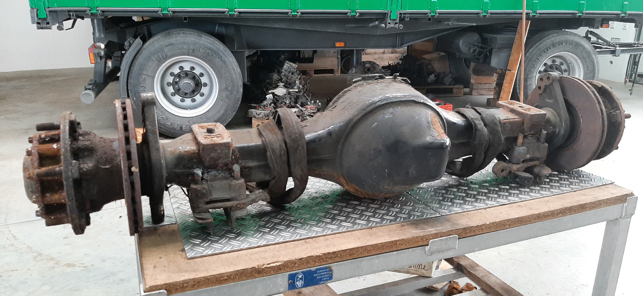 Gebrauchte MAN TGL 8.220, Vorderachse, Artikel - Nr. : 81.35010 - 6274 - Front axle for Truck: picture 5 Gebrauchte MAN TGL 8.220, Vorderachse, Artikel - Nr. : 81.35010 - 6274 - Front axle for Truck: picture 5
