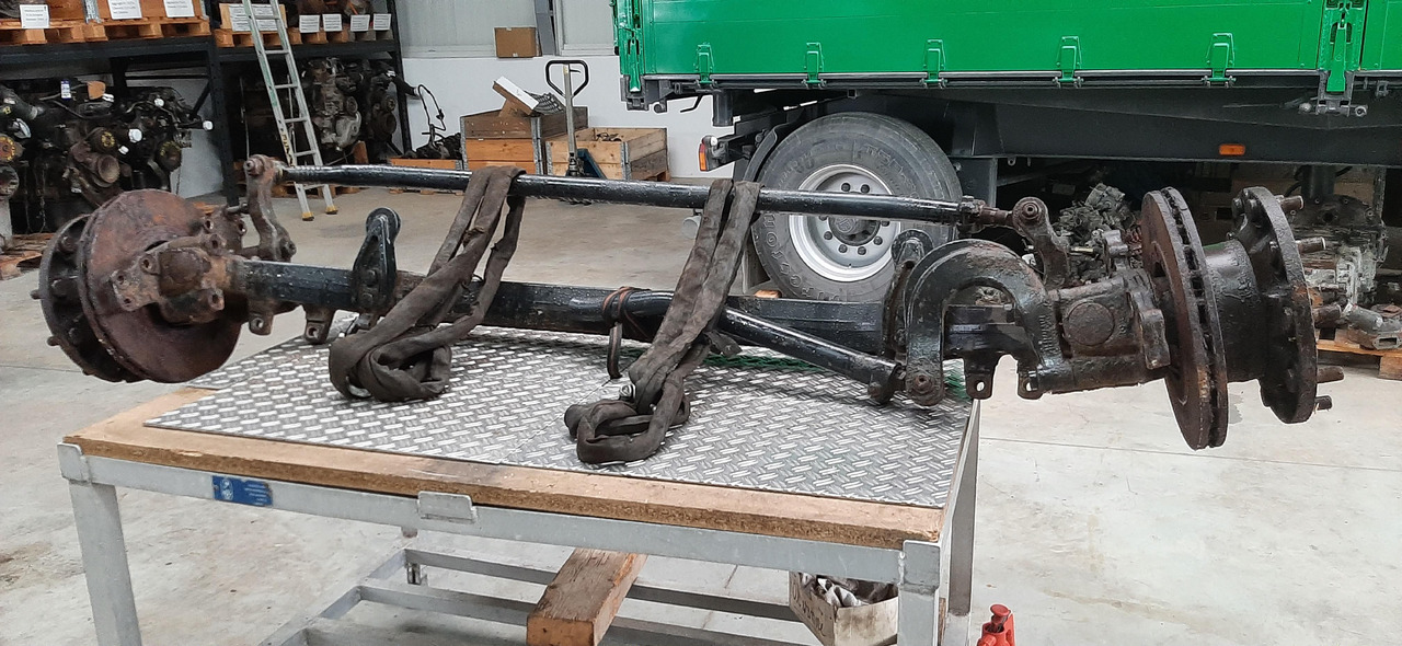 Gebrauchte MAN TGX 26.440 XXL, Vorderachse, Artikel - Nr. : 81.44001 - 7045 - Front axle for Truck: picture 4 Gebrauchte MAN TGX 26.440 XXL, Vorderachse, Artikel - Nr. : 81.44001 - 7045 - Front axle for Truck: picture 4