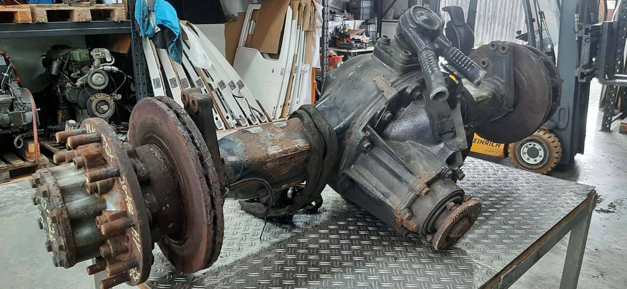 Gebrauchte MAN TGX 26.480 XXL, Vorderachse, Artikel - Nr. : 81.35010 - 6256 - Front axle for Truck: picture 4 Gebrauchte MAN TGX 26.480 XXL, Vorderachse, Artikel - Nr. : 81.35010 - 6256 - Front axle for Truck: picture 4