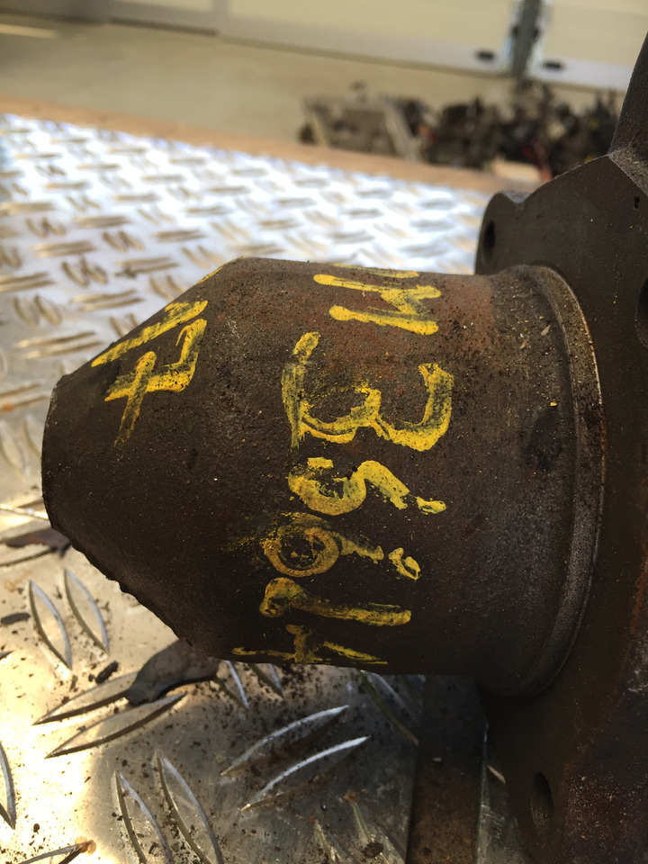 Gebrauchter Anlasser, MB 817 Motor Typ OM 366 LA, Bosch, Artikel - Nr. : 0 001 368 309 - Starter for Truck: picture 3 Gebrauchter Anlasser, MB 817 Motor Typ OM 366 LA, Bosch, Artikel - Nr. : 0 001 368 309 - Starter for Truck: picture 3