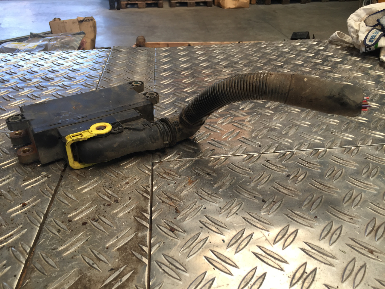 Gebrauchtes AdBlue Steuergerät, MB Atego 8.18, Artikel - Nr. : A 002 540 90 45 - ECU for Truck: picture 2 Gebrauchtes AdBlue Steuergerät, MB Atego 8.18, Artikel - Nr. : A 002 540 90 45 - ECU for Truck: picture 2