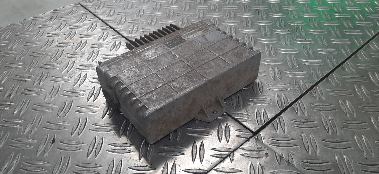 Gebrauchtes BOSCH Steuergerät ABS / ASR , Artikel - Nr. : 0 265 150 305 - ECU for Truck: picture 4 Gebrauchtes BOSCH Steuergerät ABS / ASR , Artikel - Nr. : 0 265 150 305 - ECU for Truck: picture 4