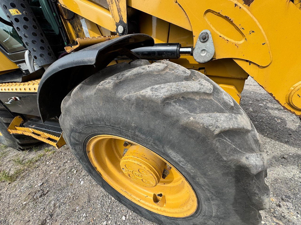 CATERPILLAR 432 F2 - Backhoe loader: picture 2 CATERPILLAR 432 F2 - Backhoe loader: picture 2