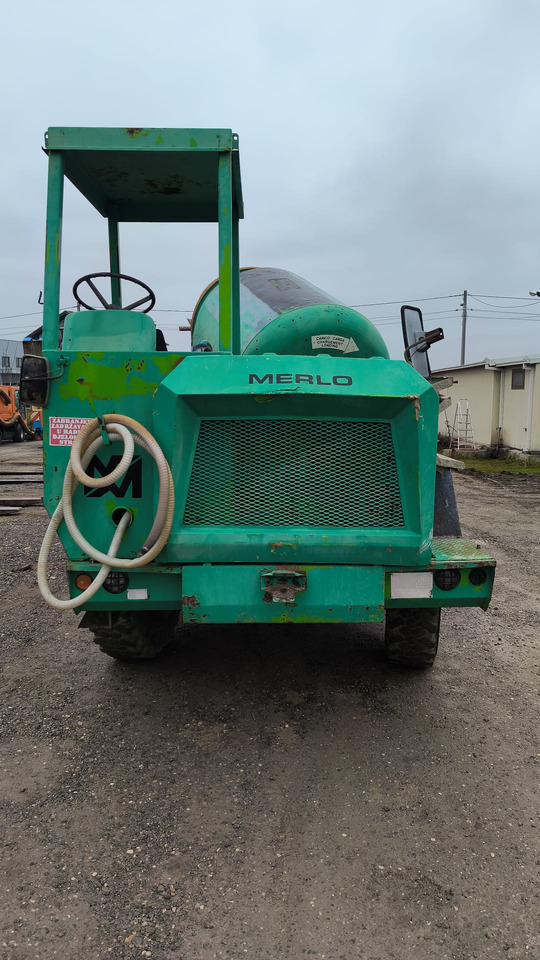 MERLO - Concrete mixer truck: picture 3 MERLO - Concrete mixer truck: picture 3